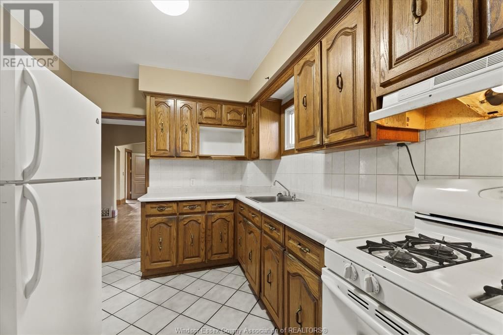 1427 BRUCE AVENUE Image 12