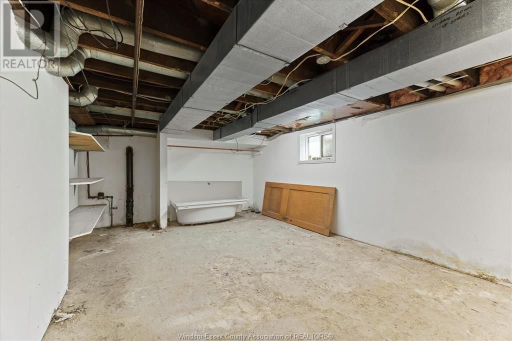 1427 BRUCE AVENUE Image 17