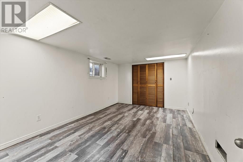 1427 BRUCE AVENUE Image 19
