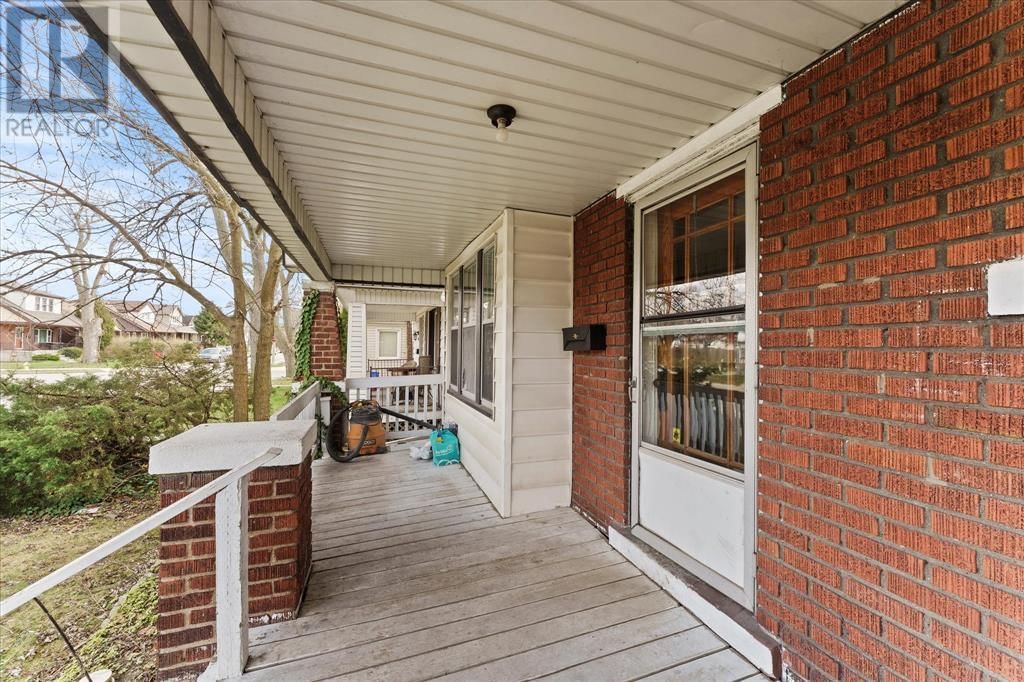 1427 BRUCE AVENUE Image 2