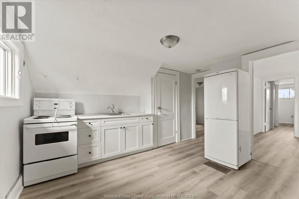 1427 BRUCE AVENUE Image 25