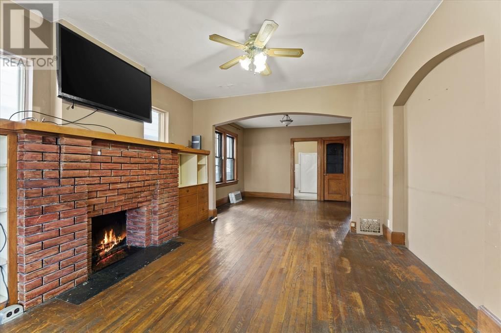 1427 BRUCE AVENUE Image 4