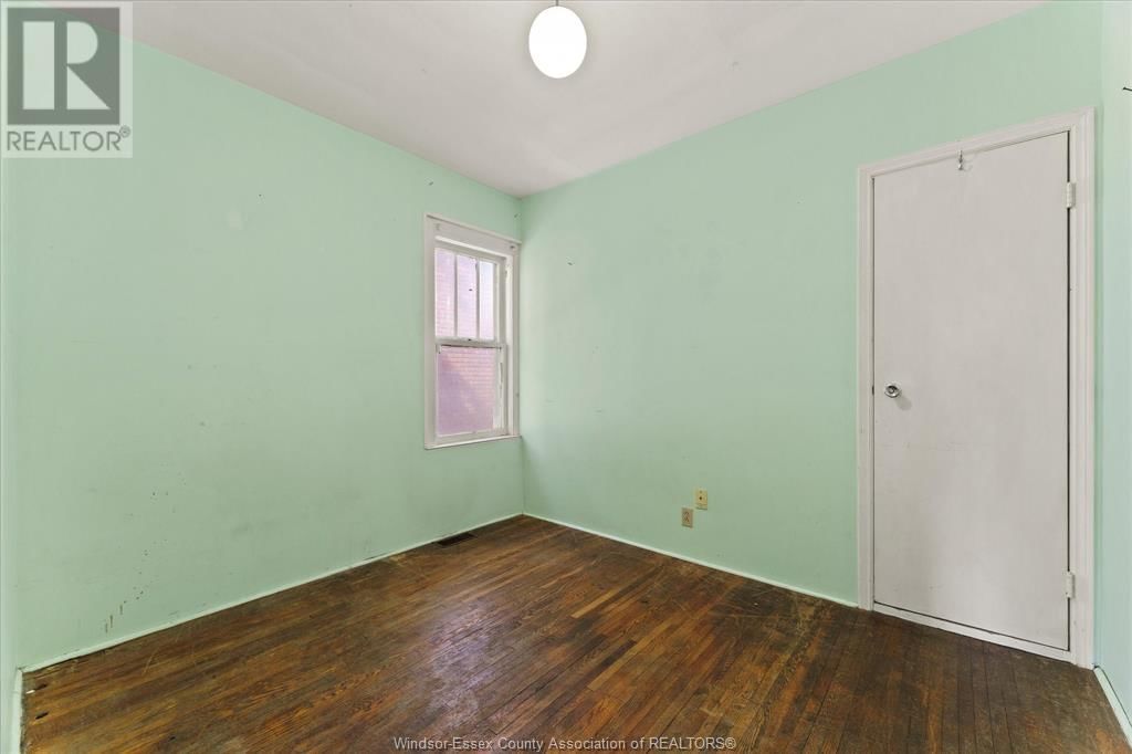 1427 BRUCE AVENUE Image 8