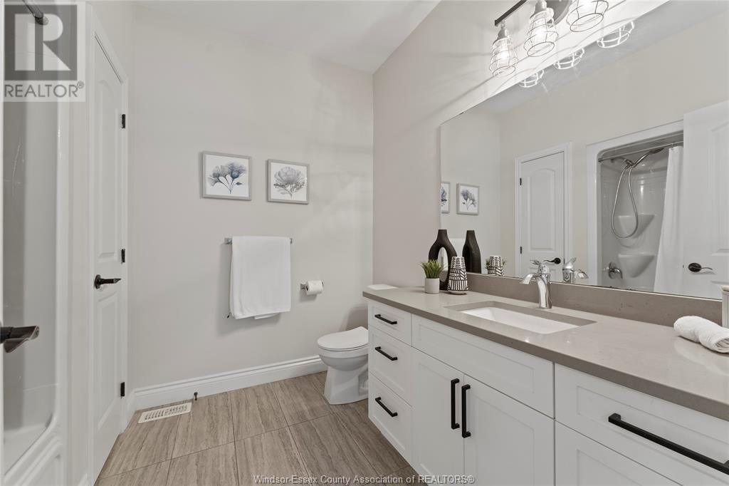 16 LUNDY Image 20