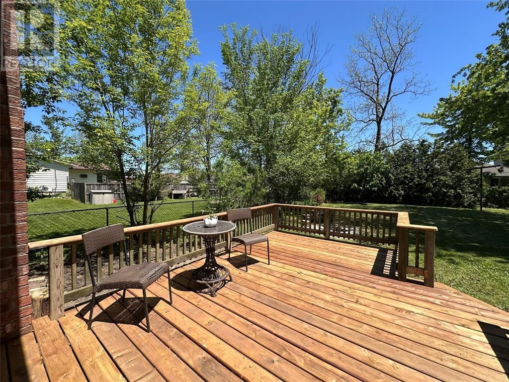 338 EUREKA STREET Image 15