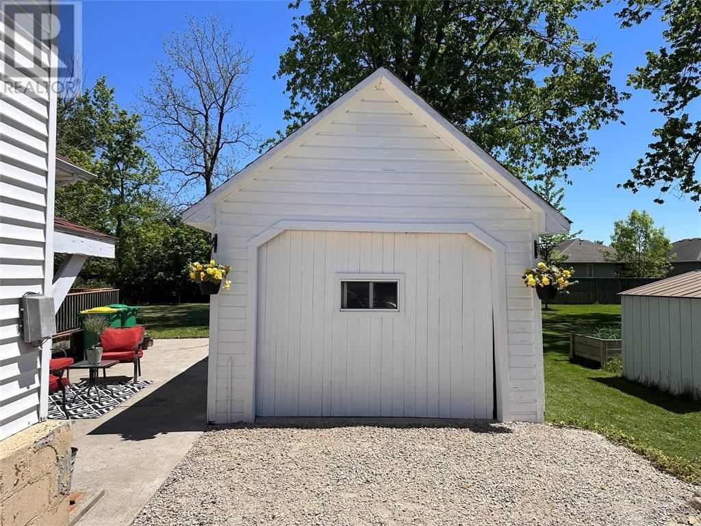 338 EUREKA STREET Image 20