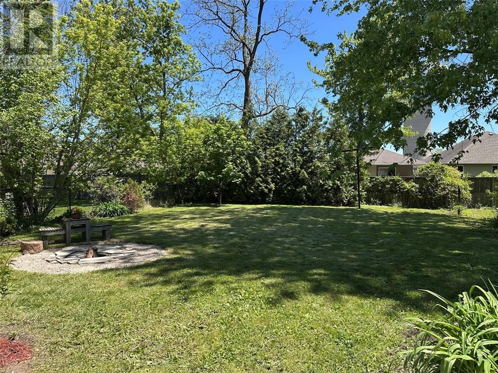 338 EUREKA STREET Image 21