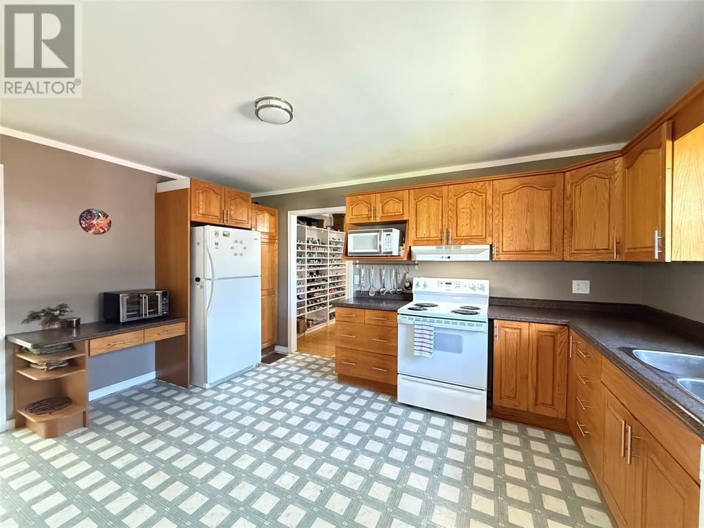 338 EUREKA STREET Image 3