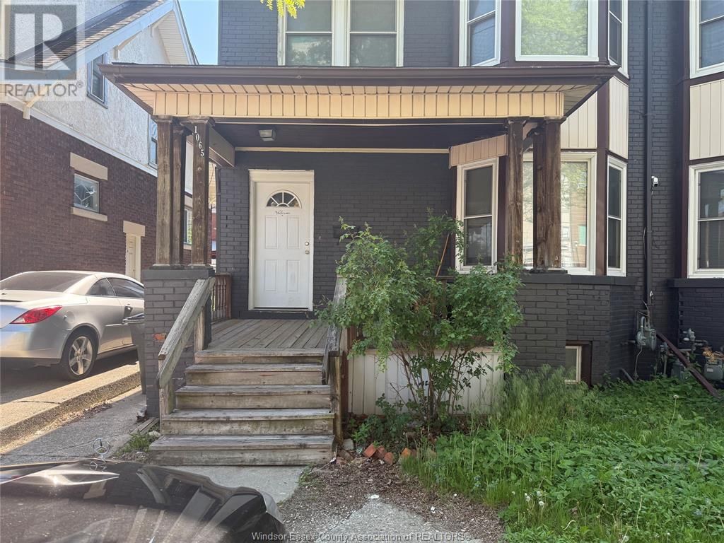 MAIN - 1065 OUELLETTE Image 1