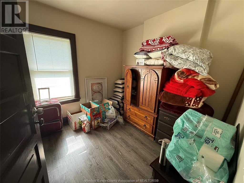 MAIN - 1065 OUELLETTE Image 10