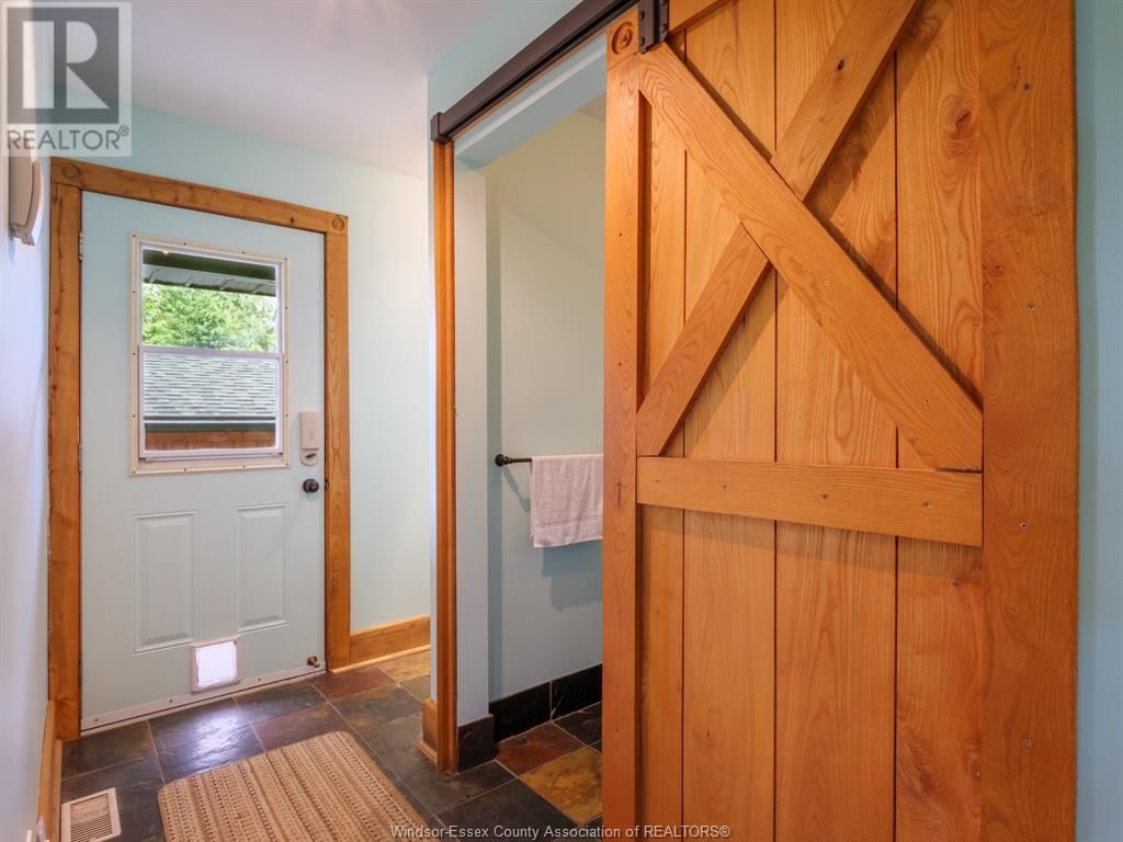 453 ELMSTEAD Image 12