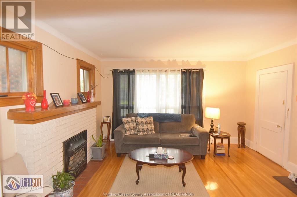 988-990 VICTORIA Image 23