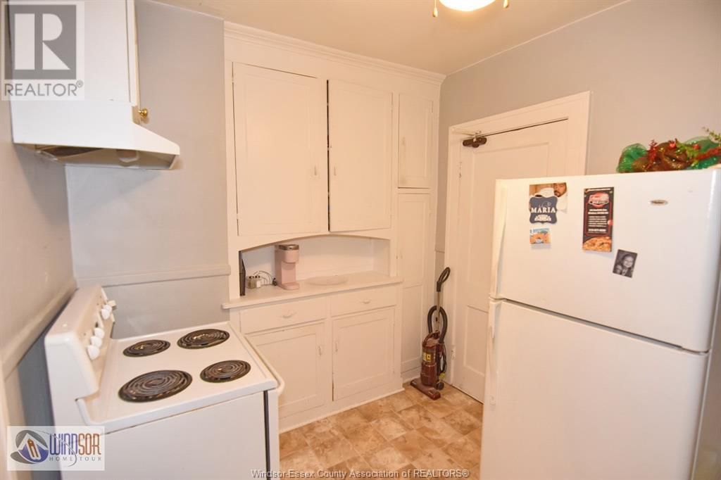 988-990 VICTORIA Image 28