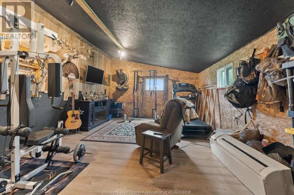 1722 MERSEA RD D Image 25