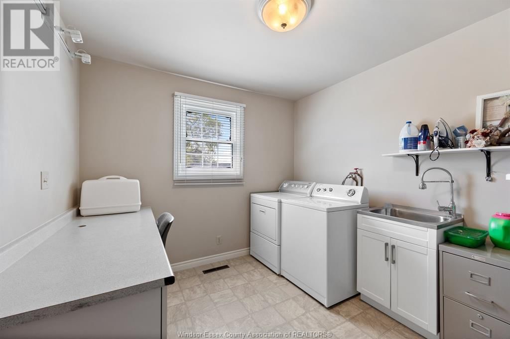 836 TALBOT ROAD Image 20