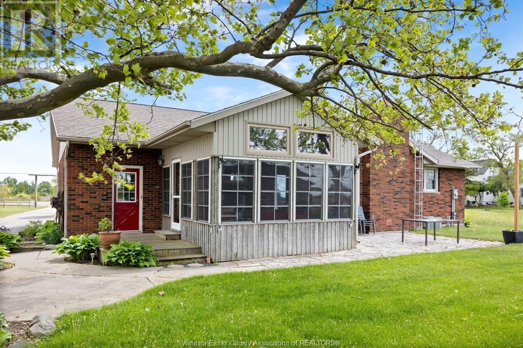 836 TALBOT ROAD Image 29