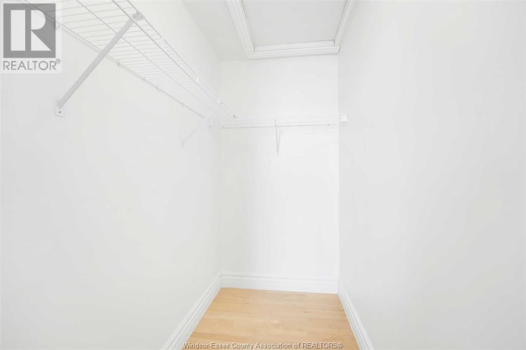 4532 OSAKA CIRCLE Image 32