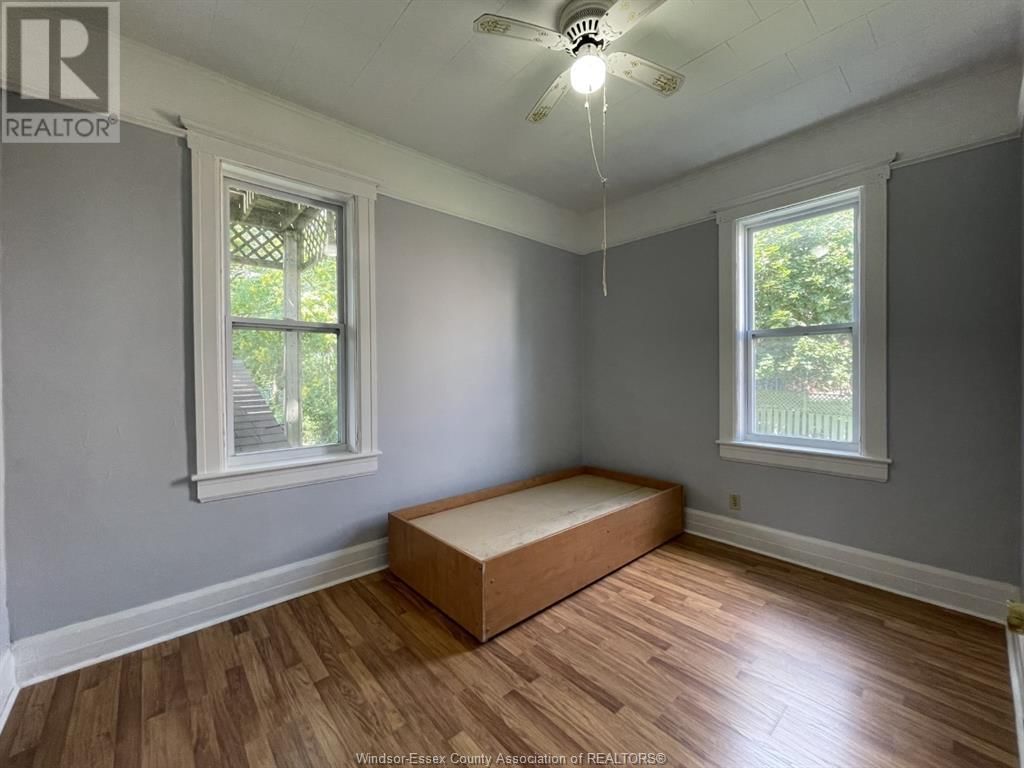 3338 SANDWICH STREET Image 4