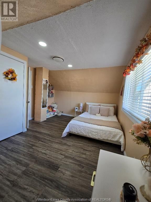 1175 CAMPBELL Image 26