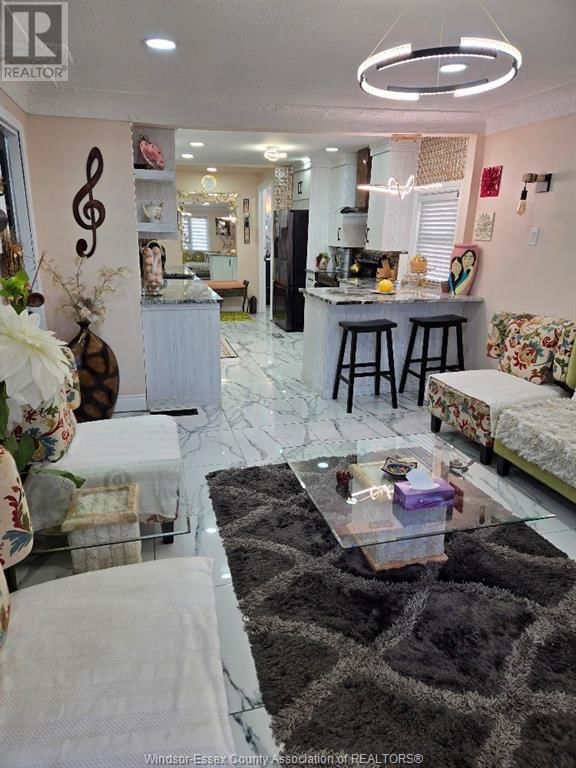1175 CAMPBELL Image 6