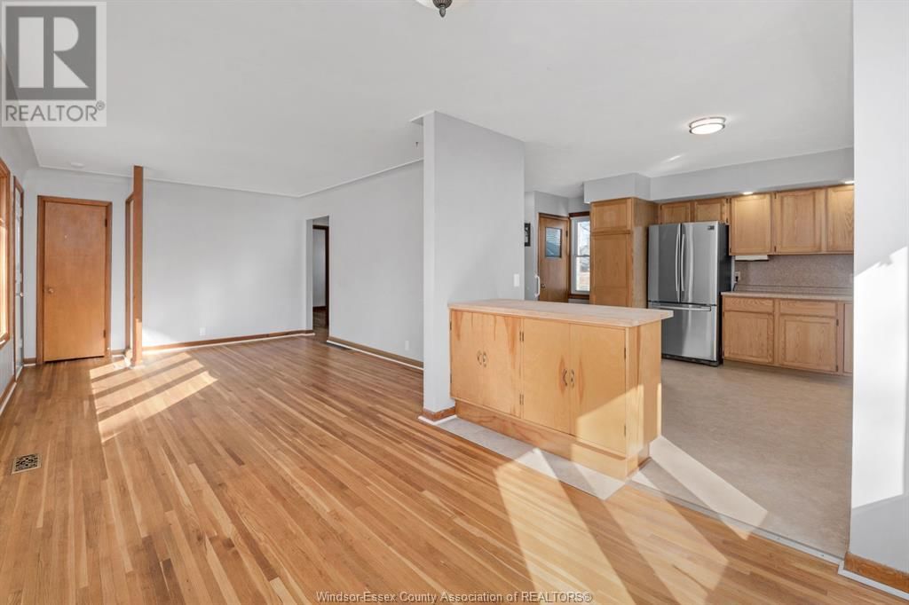 3510 WOODLAND AVENUE Image 13