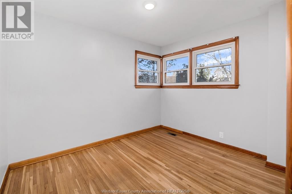 3510 WOODLAND AVENUE Image 19