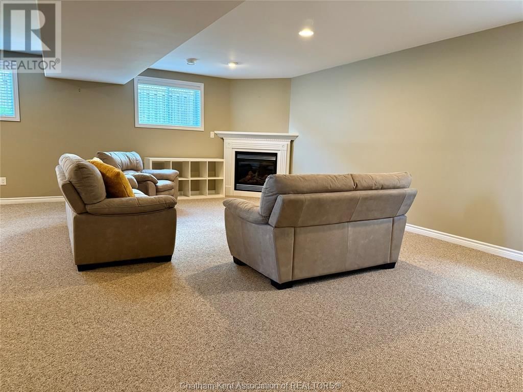118 MOLENGRAAF WAY Image 18