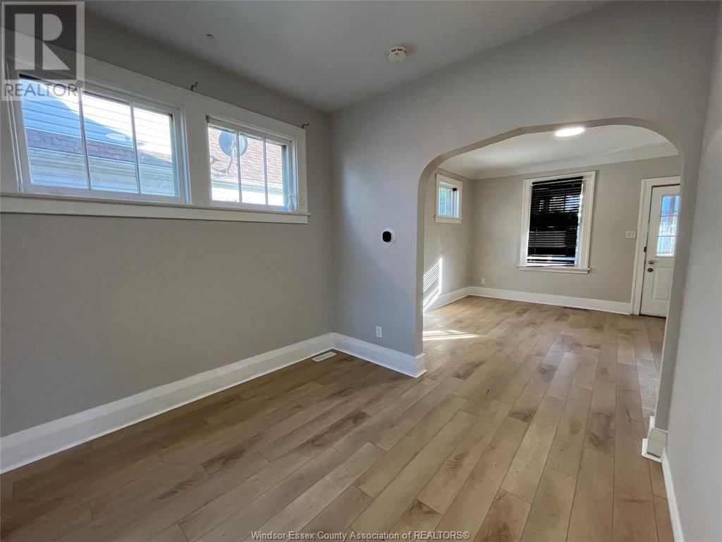 944 MCKAY Image 25