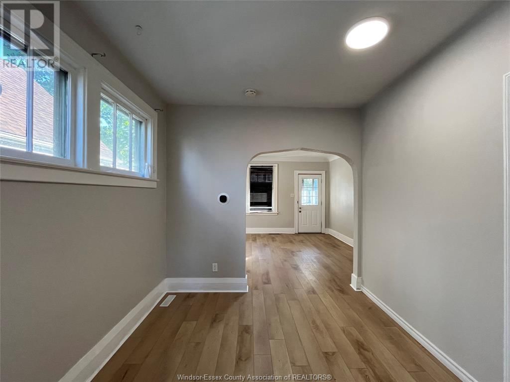 944 MCKAY Image 26