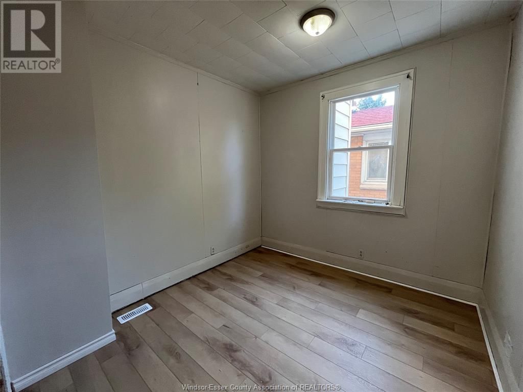 944 MCKAY Image 34