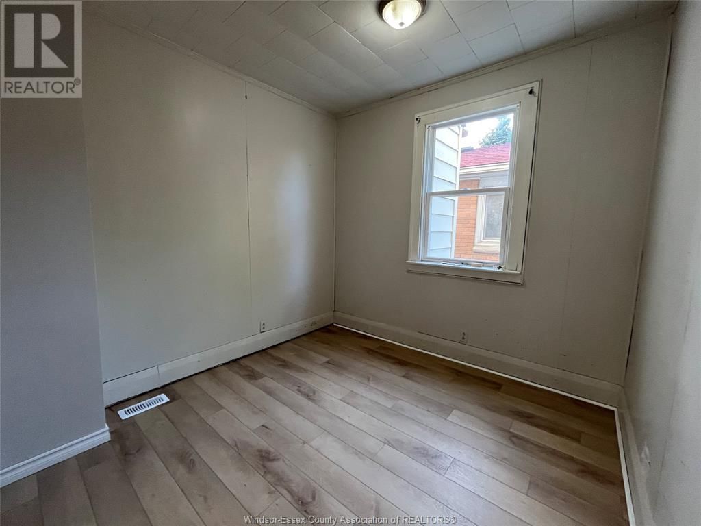 944 MCKAY Image 37