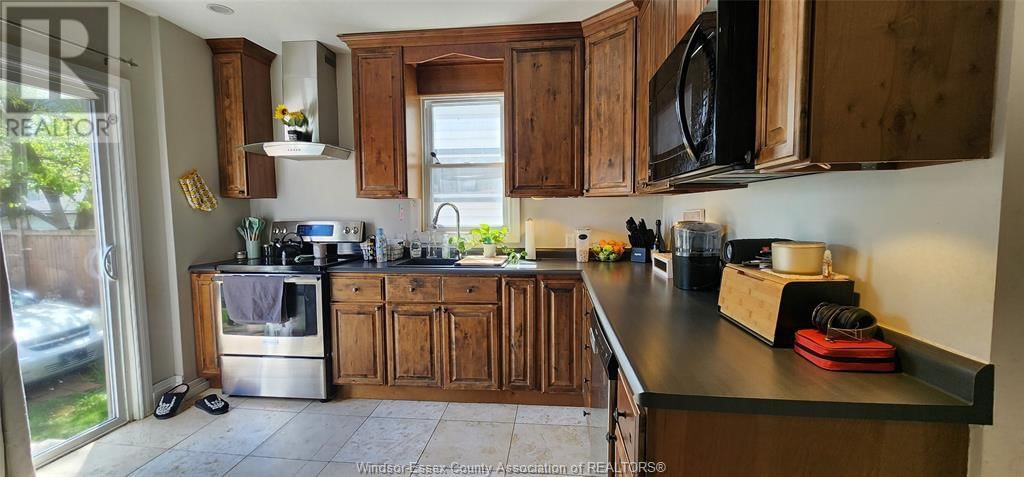434 GLADSTONE Image 7