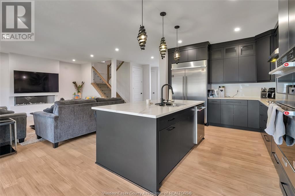 336 CHRISTINE AVENUE Image 10