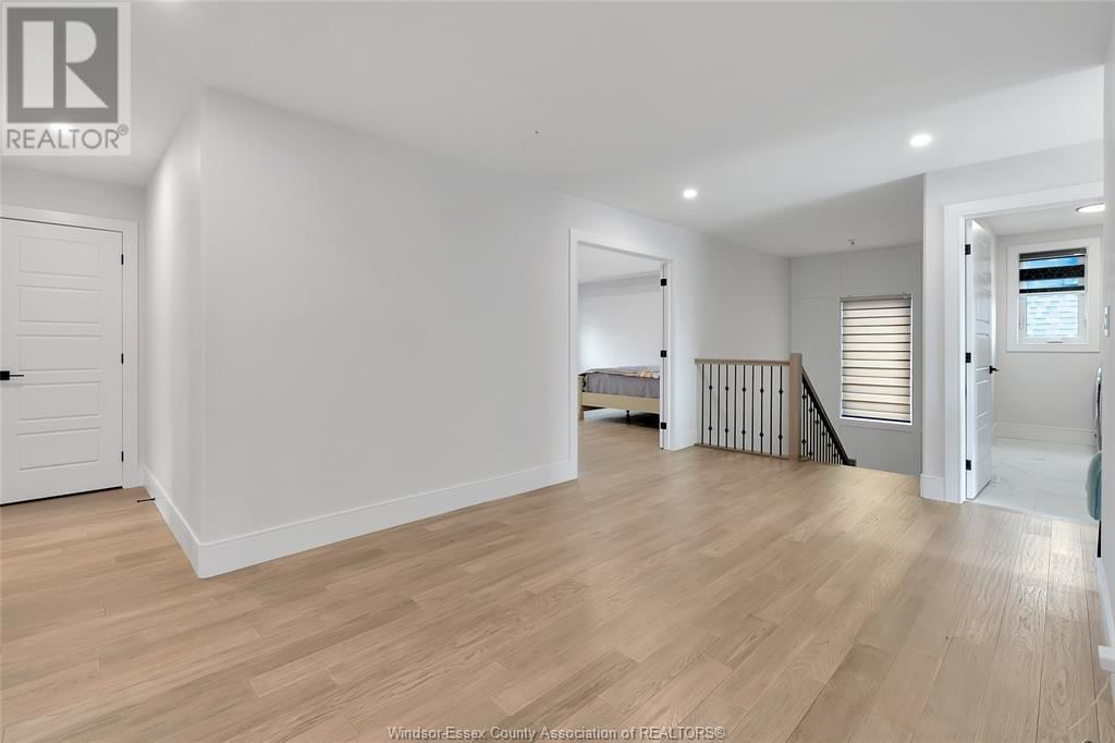 336 CHRISTINE AVENUE Image 14