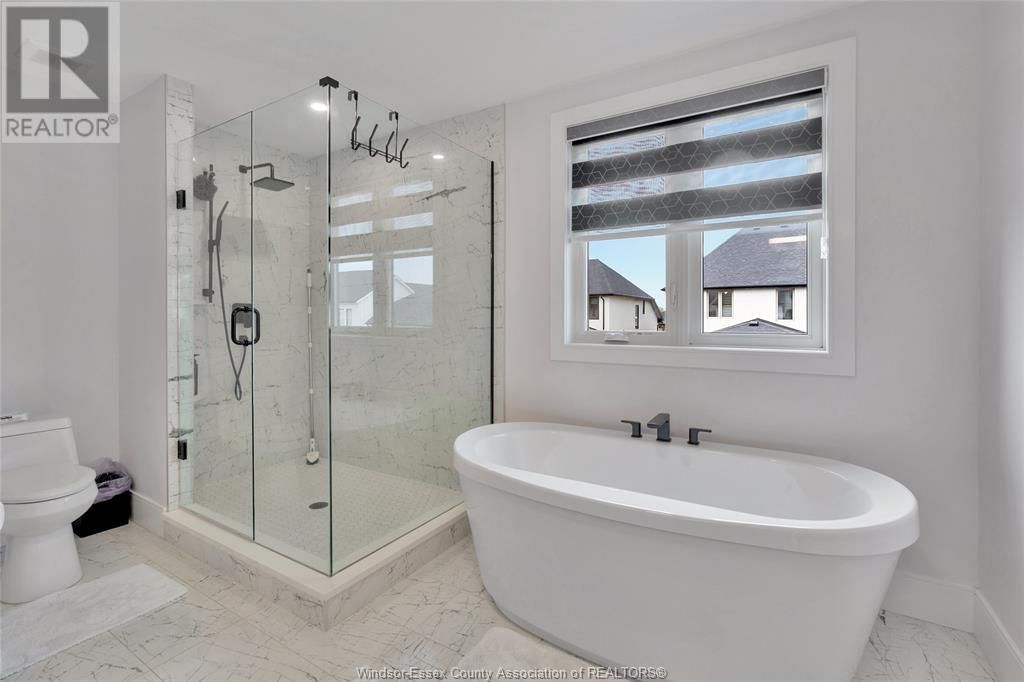 336 CHRISTINE AVENUE Image 18