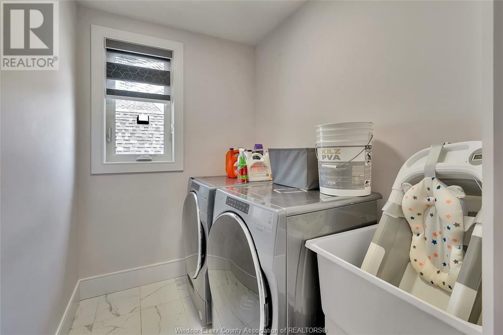 336 CHRISTINE AVENUE Image 21