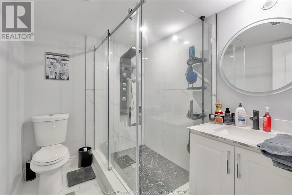 336 CHRISTINE AVENUE Image 29