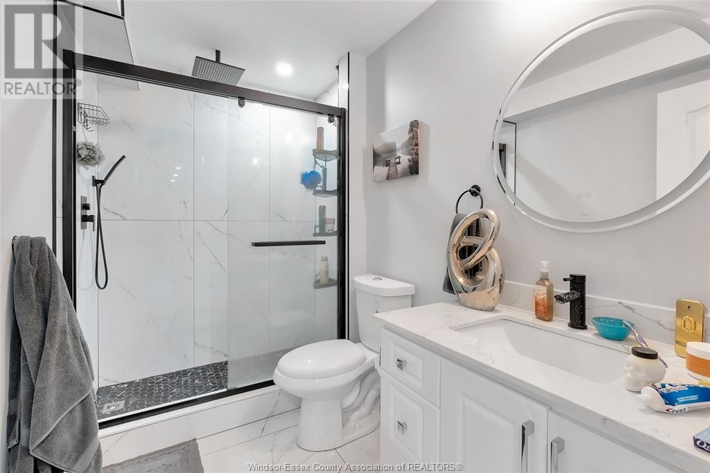 336 CHRISTINE AVENUE Image 32