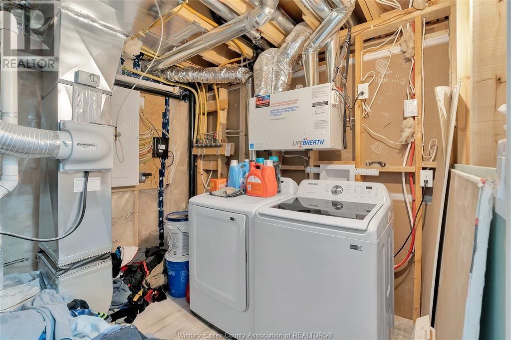 336 CHRISTINE AVENUE Image 33