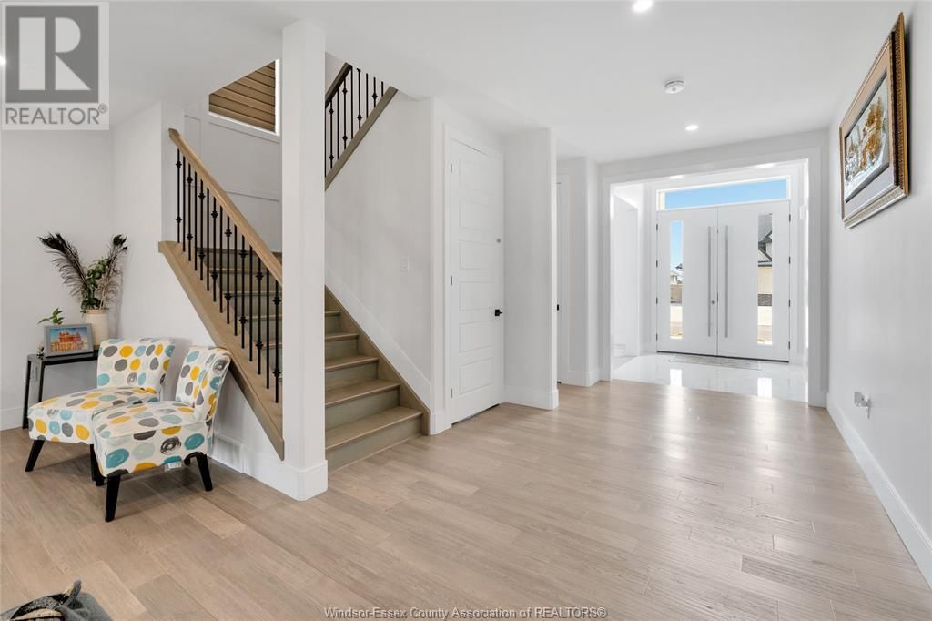 336 CHRISTINE AVENUE Image 4