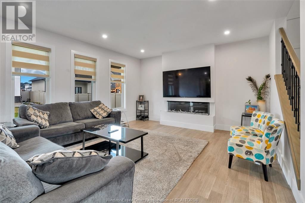 336 CHRISTINE AVENUE Image 5