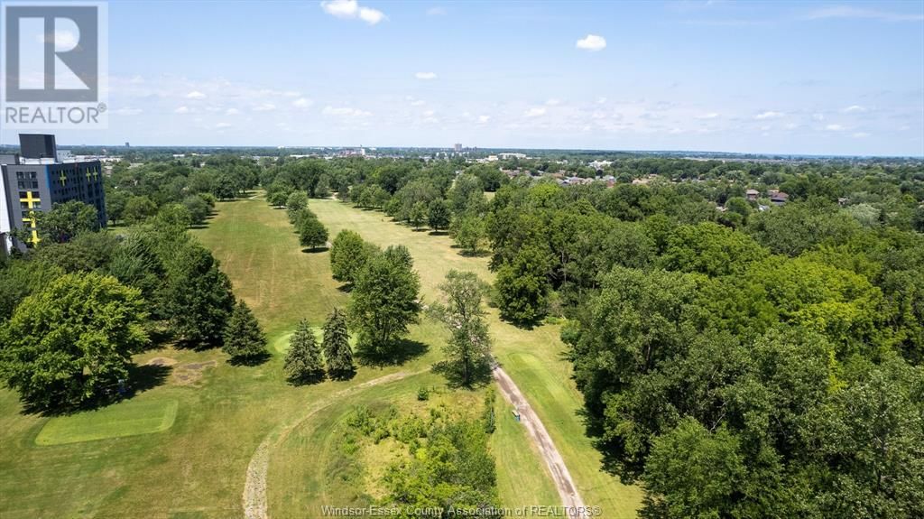 120 - 3180 MEADOWBROOK LANE Image 34