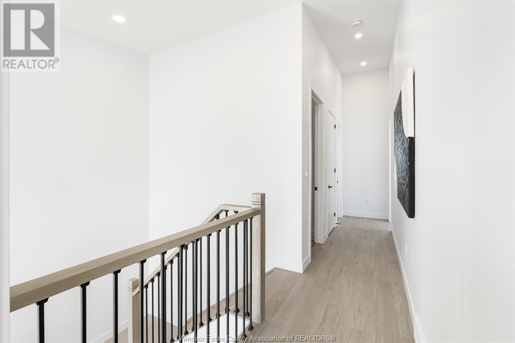 2041-2045 SENECA STREET Image 20