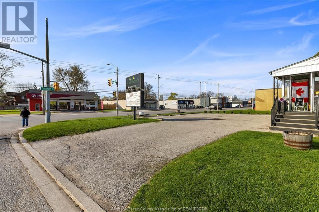 4974 TECUMSEH ROAD EAST Image 29