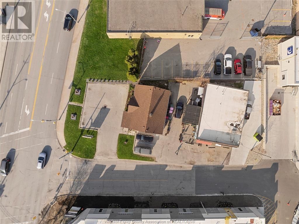 4974 TECUMSEH ROAD EAST Image 33
