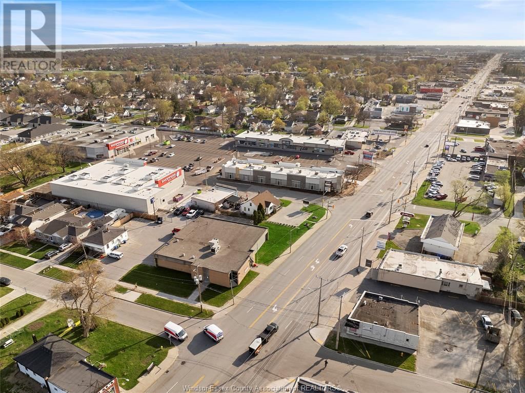 4974 TECUMSEH ROAD EAST Image 34
