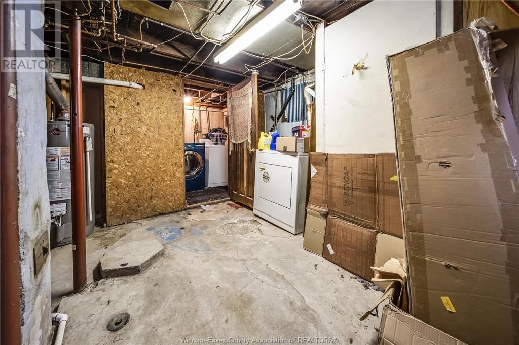 884 CURRY AVENUE Image 27