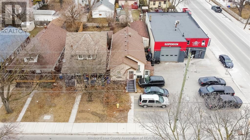 884 CURRY AVENUE Image 33