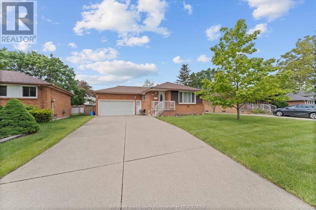 2827 MCMAHON AVENUE Image 3