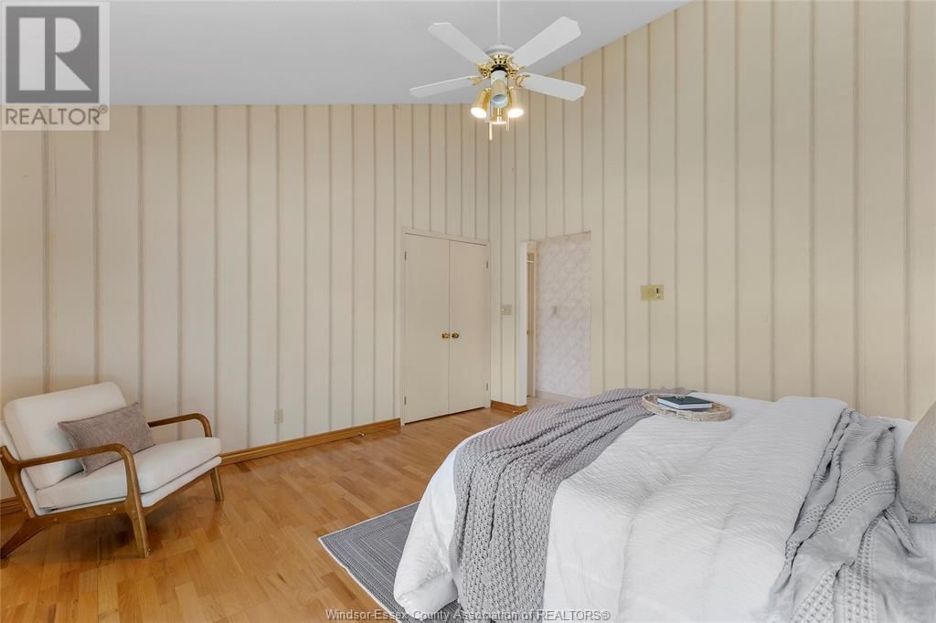143 MARINE DRIVE Image 18